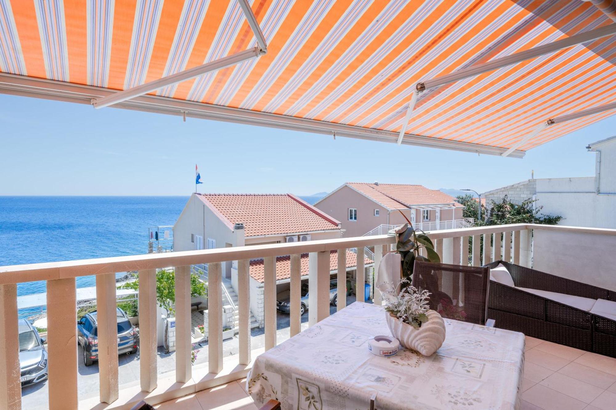 Apartmani Marelic - Sun Beach Завалатица Екстериор снимка