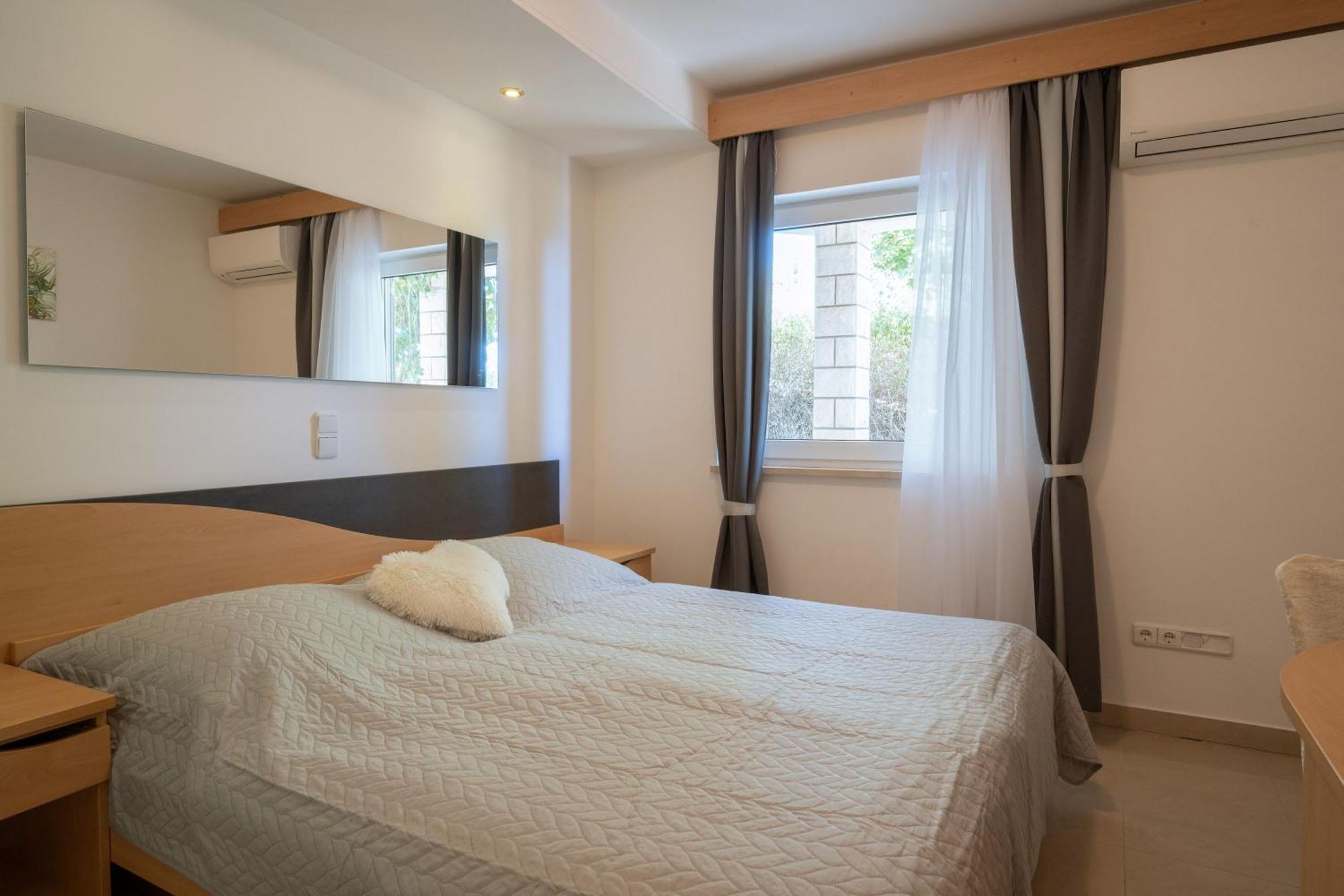Apartmani Marelic - Sun Beach Завалатица Екстериор снимка