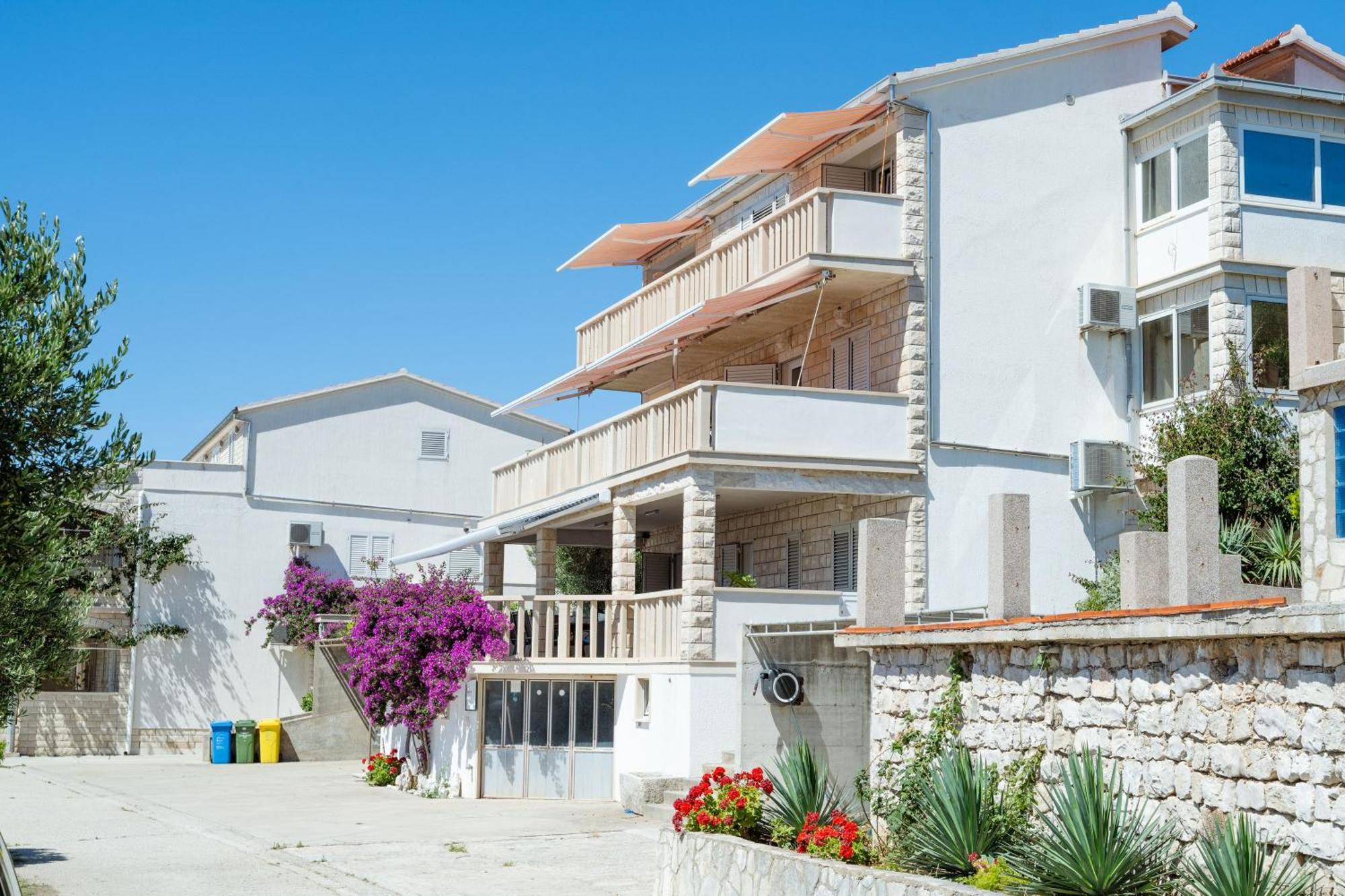 Apartmani Marelic - Sun Beach Завалатица Екстериор снимка