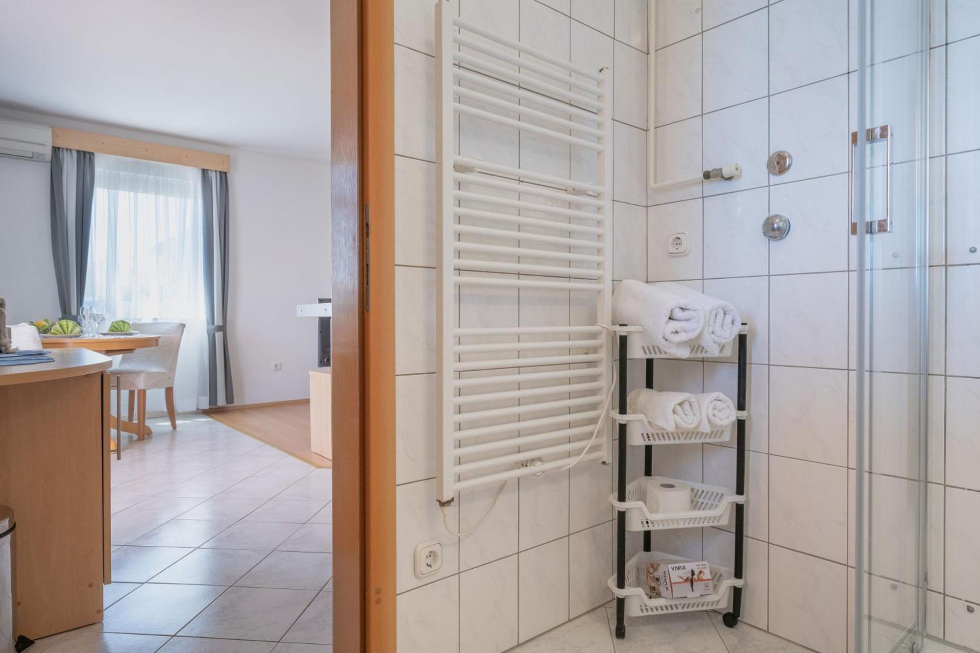 Apartmani Marelic - Sun Beach Завалатица Екстериор снимка